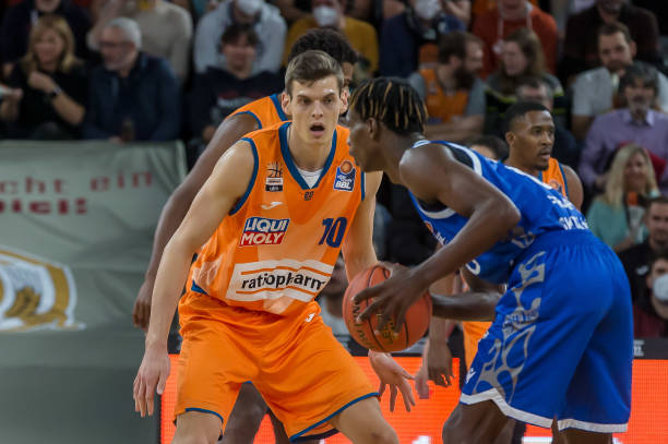 勇士队在斯 勇士队在斯