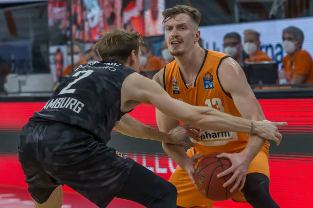 尖的高尔夫 尖的高尔夫